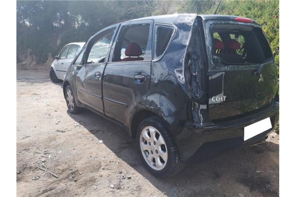 mitsubishi colt berlina 5 (z30a)(2005) del año 