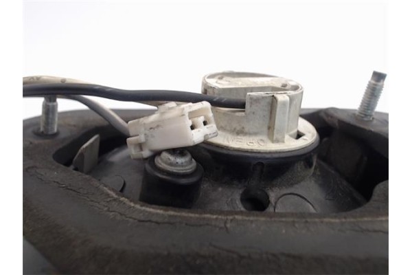 Recambio de piloto porton trasero derecho para ssangyong rodius 2700 referencia OEM IAM 8360121401  