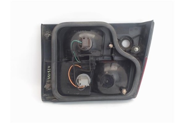 Recambio de piloto porton trasero derecho para saab 9-5 berlina referencia OEM IAM 4564  