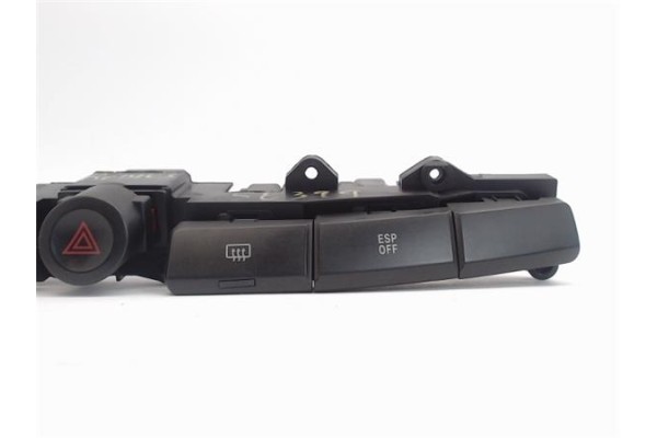 Recambio de mando multifuncion para ssangyong rodius 2700 referencia OEM IAM 8523021321HCH  