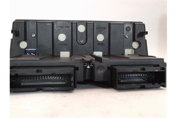 Recambio de mandos climatizador para saab 9-3 berlina 2.2 tid referencia OEM IAM 12798057EA.  
