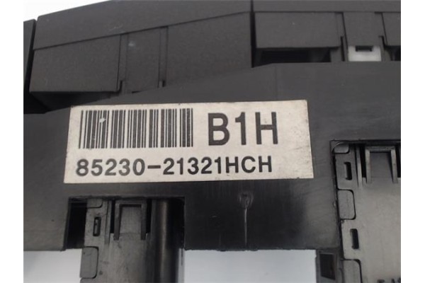 Recambio de mando multifuncion para ssangyong rodius 2700 referencia OEM IAM 8523021321HCH  