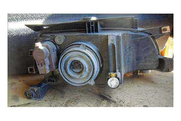 Recambio de faro delantero izquierdo para peugeot partner furgón (5) 1.9 d referencia OEM IAM 6204P8  