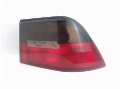 Recambio de piloto trasero derecho para saab 9000 / 9000 cs referencia OEM IAM 9084047  