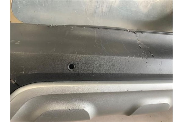 Recambio de paragolpes trasero para renault captur i 0.9 zen referencia OEM IAM 850B26594R 850B27561R 