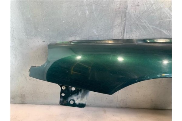 Recambio de aleta delantero izquierda para renault laguna (b56) 1.9 dti (b56j) referencia OEM IAM   