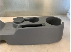 Recambio de embellecedor consola central para kia rio (jb) 1.4 16v referencia OEM IAM 846111G000XI  