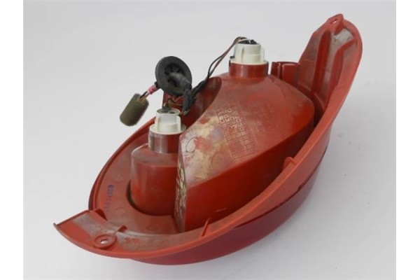 Recambio de piloto trasero derecho para chevrolet matiz 0.8 s referencia OEM IAM 96666914  
