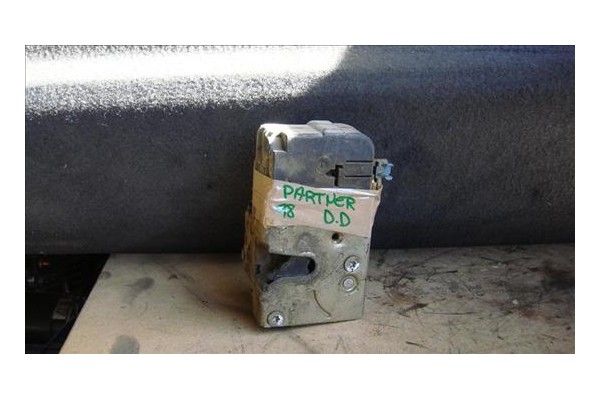 Recambio de cierre electromagnetico delantero derecho para peugeot partner furgón (5) 1.9 d referencia OEM IAM 9136P7   Recambio de cierre electromagnetico delantero derecho para peugeot partner furgón (5) 1.9 d referencia OEM IAM 9136P7