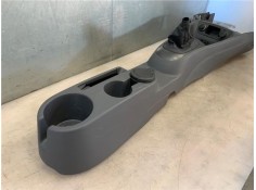 Recambio de embellecedor consola central para kia rio (jb) 1.4 16v referencia OEM IAM 846111G000XI  