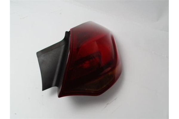 Recambio de piloto trasero derecho para opel astra j 1.7 cdti referencia OEM IAM 13319948  