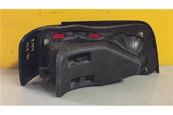 Recambio de piloto trasero derecho para peugeot 405 ii (4b) 1.4 referencia OEM IAM   
