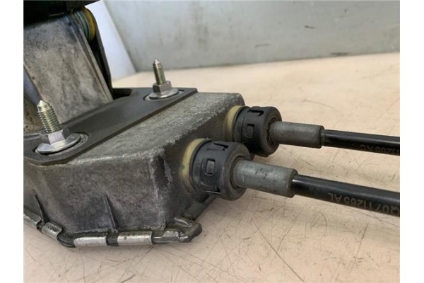 Recambio de conjunto palanca cambio velocidad para volkswagen polo v (6r1) 1.4 advance referencia OEM IAM 6Q0711050B 6R0711113M 