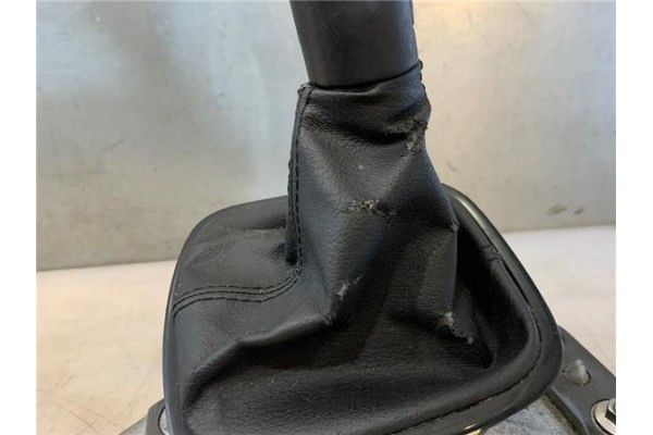 Recambio de conjunto palanca cambio velocidad para volkswagen polo v (6r1) 1.4 advance referencia OEM IAM 6Q0711050B 6R0711113M 