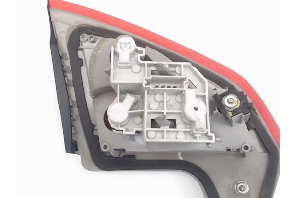 Recambio de piloto porton trasero derecho para ford mondeo iv 2.0 tdci referencia OEM IAM 7S7113A602NF  (X) , FORD | 438 , FIAT 