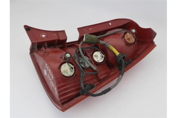 Recambio de piloto trasero izquierdo para kia picanto (sa) 1.1 referencia OEM IAM 9240107010  