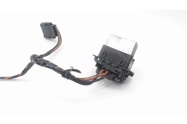 Recambio de resistencia calefaccion para renault twingo (cn0_) 1.2 16v (cn0a) referencia OEM IAM T1000034ZC01  