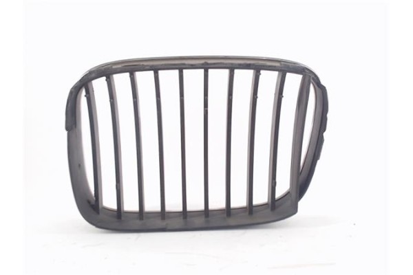 Recambio de rejilla capo para bmw serie 5 berlina (e39) referencia OEM IAM 81593160 81845329 