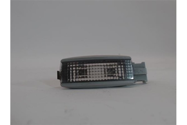 Recambio de luz interior techo para volkswagen polo v (6r1) 1.6 advance referencia OEM IAM 3B0847113  