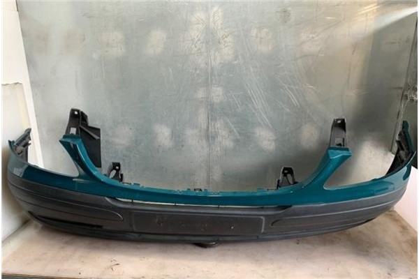 Recambio de paragolpes delantero para mercedes-benz vito / mixto furgón (w639) 115 cdi referencia OEM IAM A63988001709B51 A63988