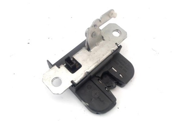 Recambio de cerradura porton para volkswagen polo iv (9n1) 1.4 tdi referencia OEM IAM 6Q6827505E  