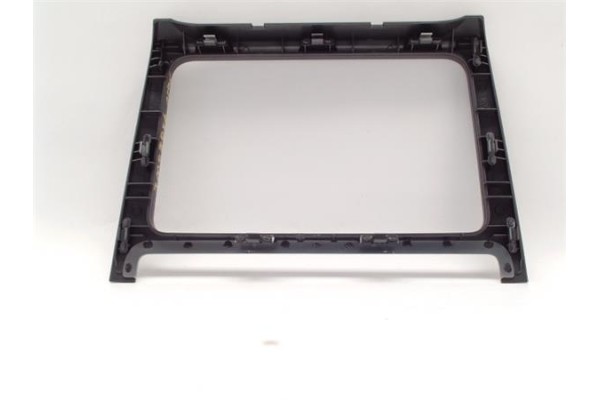 Recambio de embellecedor consola central para volkswagen polo v (6r1) 1.6 advance referencia OEM IAM 6R0858069  