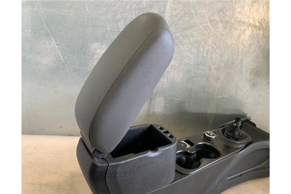 Recambio de embellecedor consola central para fiat 500x (334) 1.6 urban referencia OEM IAM 71778144  