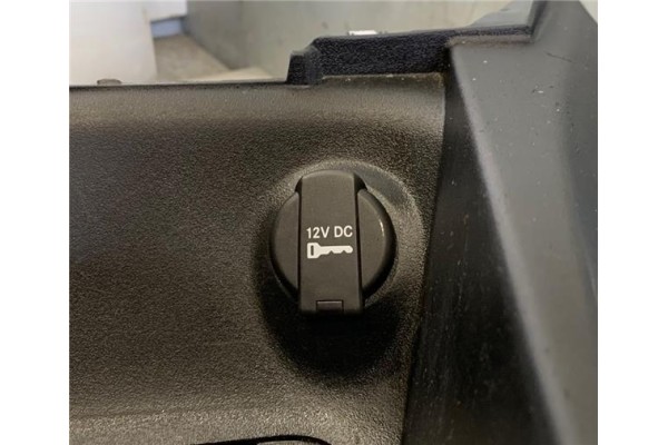 Recambio de embellecedor consola central para fiat 500x (334) 1.6 urban referencia OEM IAM 71778144  