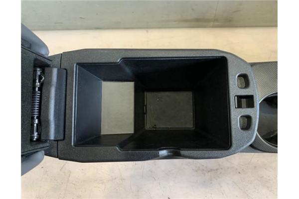 Recambio de embellecedor consola central para fiat 500x (334) 1.6 urban referencia OEM IAM 71778144  