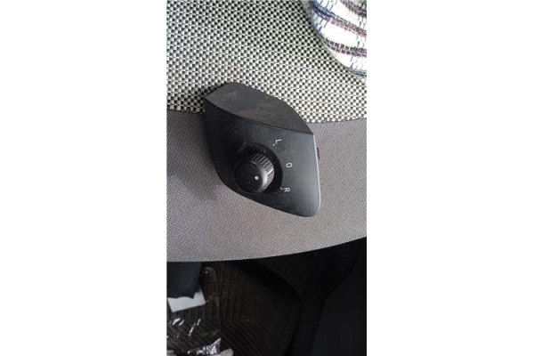 Recambio de mando retrovisor electrico para seat ibiza berlina (6j5) 1.9 tdi referencia OEM IAM 6J1959565A  
