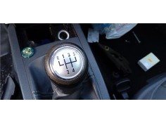 Recambio de pomo palanca cambio para volkswagen polo iv (9n3) 1.4 advance referencia OEM IAM 6Q1711113FQFJ  