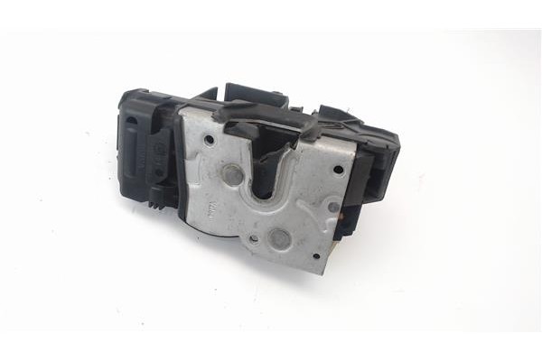 Recambio de cierre electromagnetico delantero derecho para citroen c2 1.4 hdi referencia OEM IAM 9136Q6  