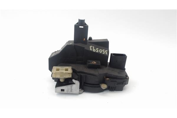 Recambio de cierre electromagnetico delantero derecho para citroen c2 1.4 hdi referencia OEM IAM 9136Q6  