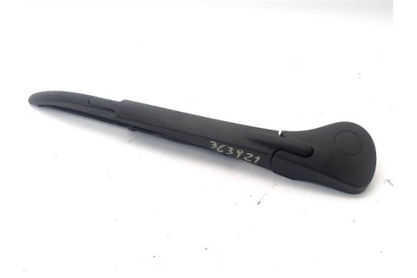 Recambio de brazo limpiaparabrisas trasero para renault scenic ii (jm) 1.5 dci (jm1e) referencia OEM IAM 7701056802  