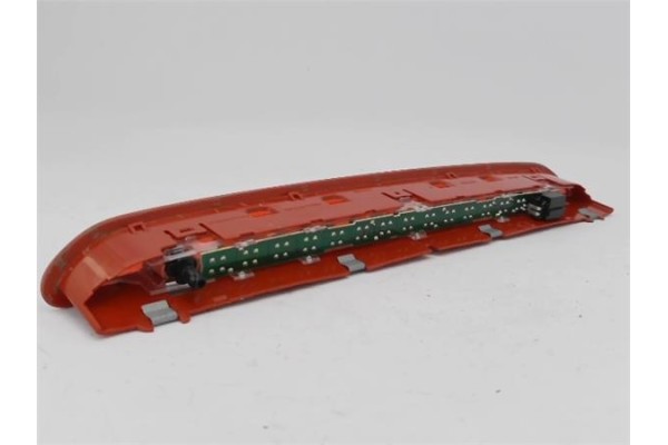 Recambio de luz central de freno para volkswagen polo v (6r1) 1.4 advance referencia OEM IAM 5K0945087  