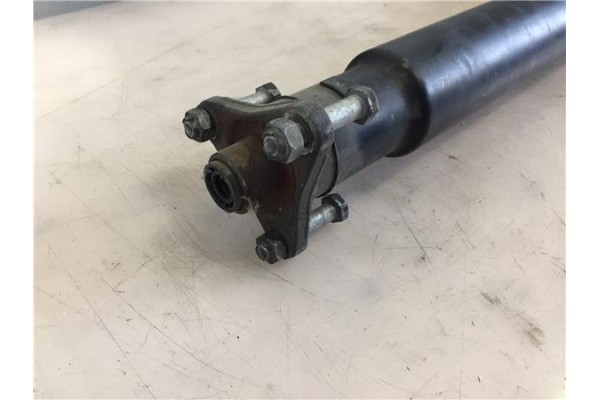 Recambio de cardan trasero para bmw serie 1 cabrio (e88) 2.0 118d referencia OEM IAM 756795303  