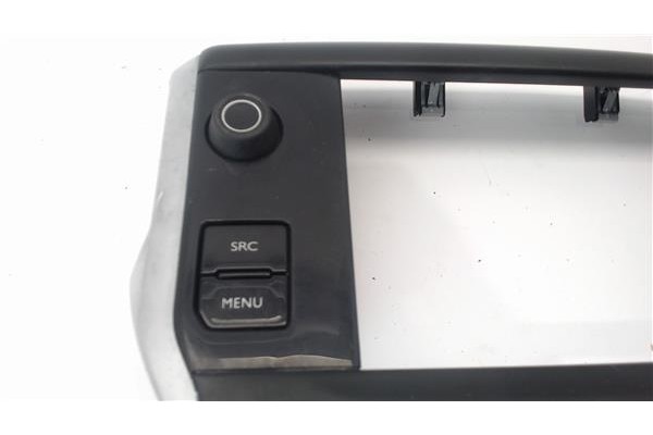 Recambio de embellecedor cuadro instrumentos para peugeot 2008 1.6 hdi referencia OEM IAM 1131153XVV22  