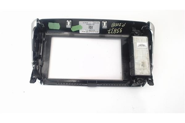 Recambio de embellecedor cuadro instrumentos para peugeot 2008 1.6 hdi referencia OEM IAM 1131153XVV22  