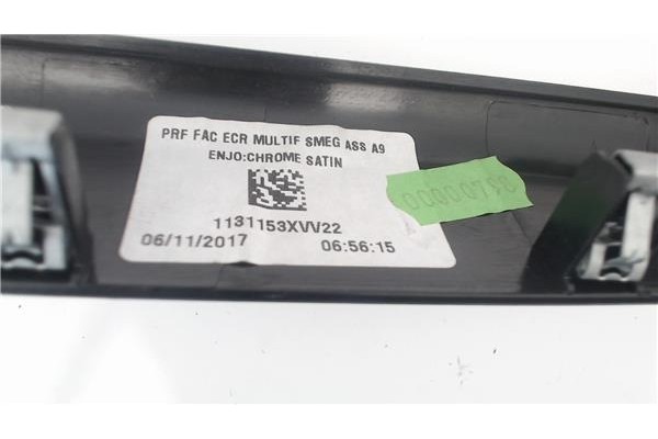 Recambio de embellecedor cuadro instrumentos para peugeot 2008 1.6 hdi referencia OEM IAM 1131153XVV22  