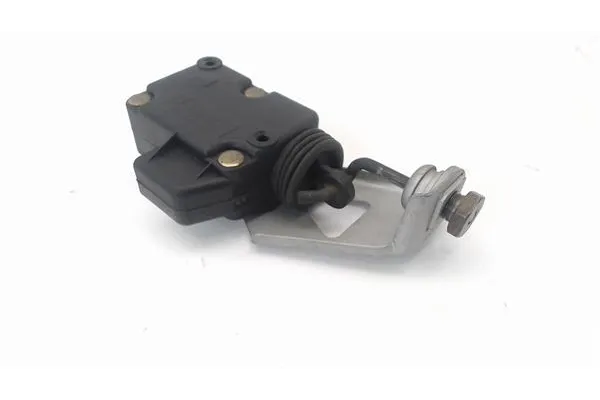 Recambio de motor apertura deposito combustible para peugeot 407 1.6 business line referencia OEM IAM 9643826880  