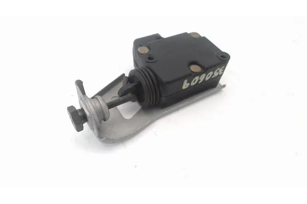 Recambio de motor apertura deposito combustible para peugeot 407 1.6 business line referencia OEM IAM 9643826880  