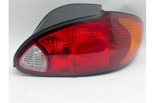 Recambio de piloto trasero derecho para hyundai lantra berlina (rd) 1.6 gls referencia OEM IAM 91113H  