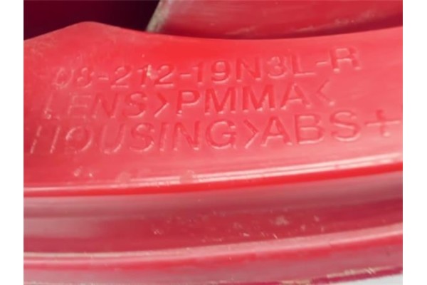 Recambio de piloto trasero izquierdo para toyota aygo (kgb/wnb) 1.0 básico referencia OEM IAM 0821219N3LR  