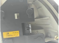 Recambio de piloto trasero izquierdo para opel vectra b berlina 1.6 i 16v referencia OEM IAM 90568047 37375383 