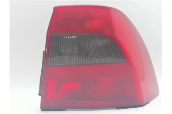 Recambio de piloto trasero derecho para opel vectra b berlina 1.6 i 16v referencia OEM IAM 62145 62145 