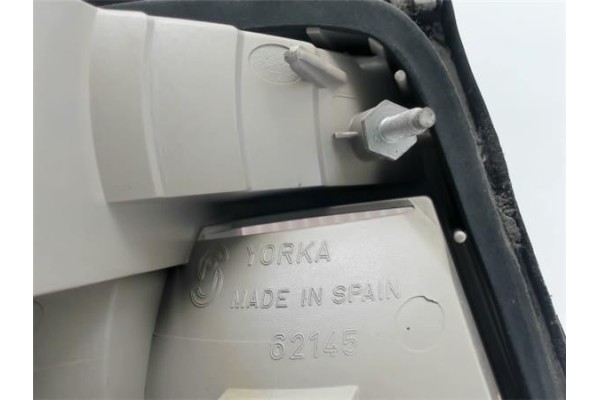 Recambio de piloto trasero derecho para opel vectra b berlina 1.6 i 16v referencia OEM IAM 62145 62145 