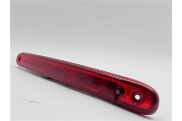 Recambio de luz central de freno para toyota aygo (kgb/wnb) 1.0 básico referencia OEM IAM 815700H010  