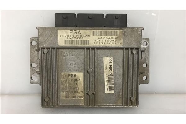 Recambio de centralita para citroen saxo 1.4 vts referencia OEM IAM 9646184980 9645704380 