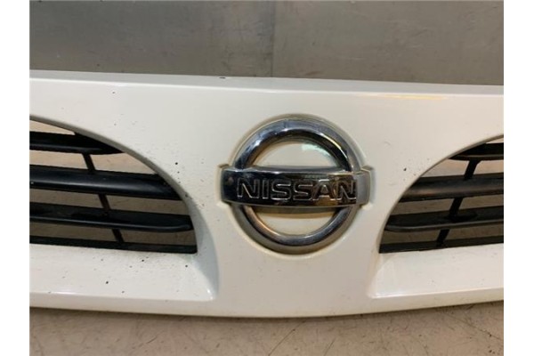 Recambio de rejilla paragolpes delantero para nissan kubistar (x76) 1.5 dci 70 referencia OEM IAM 7700800QAA  