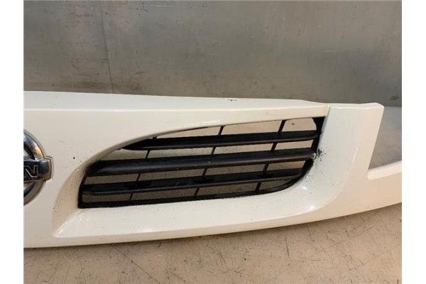 Recambio de rejilla paragolpes delantero para nissan kubistar (x76) 1.5 dci 70 referencia OEM IAM 7700800QAA  